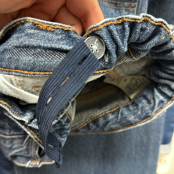 Free - Picture 6 of 6